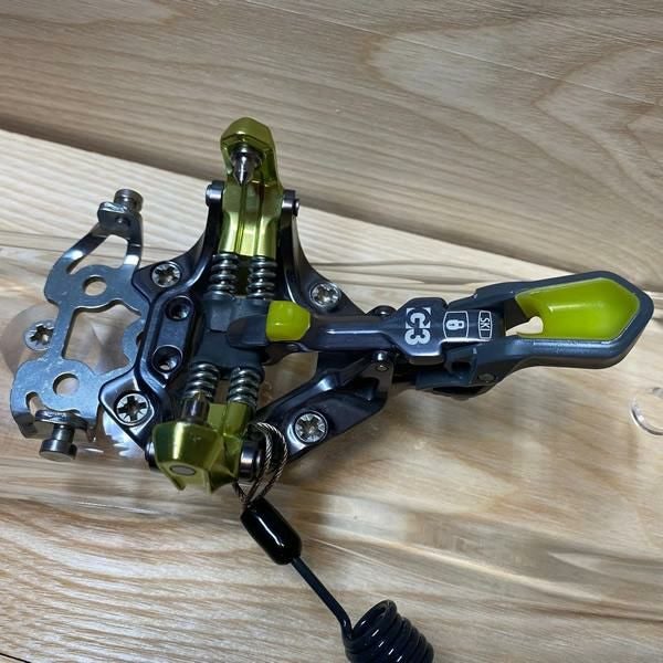 G3 ジースリー コイル リーシュ 1ペア 7401026 ZED・IONに対応 SKI