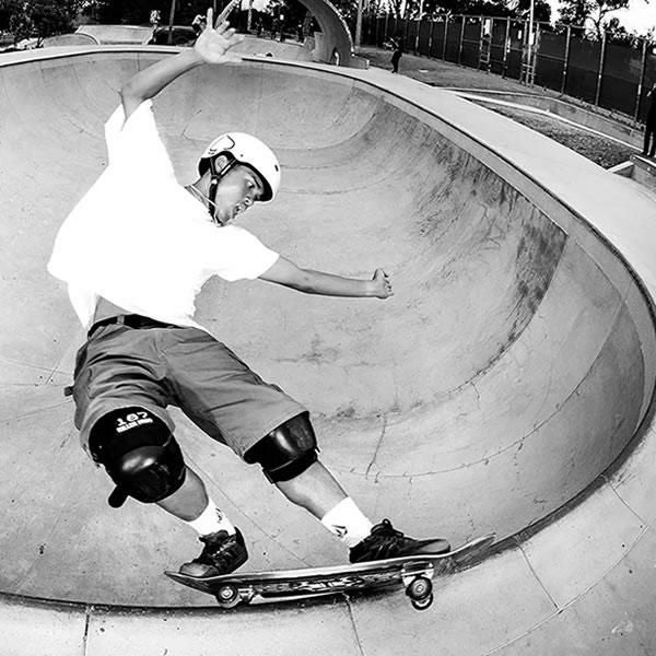 PROTEC プロテック HELMET CLASSIC SKATE グロスブラック | スキー通販