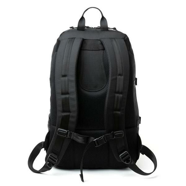 ニューエラ リュック スケートボード アーバンパック 33L TPU ブラック
