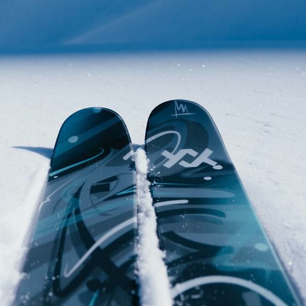 フォルクル フリースタイルスキー 2025 VOLKL REVOLT 104 スキー板