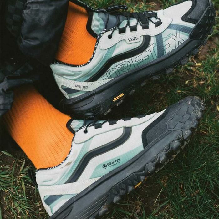 VANS ゴアテックス 防水 スニーカー バンズ MTE クロスパス XC / BLACK
