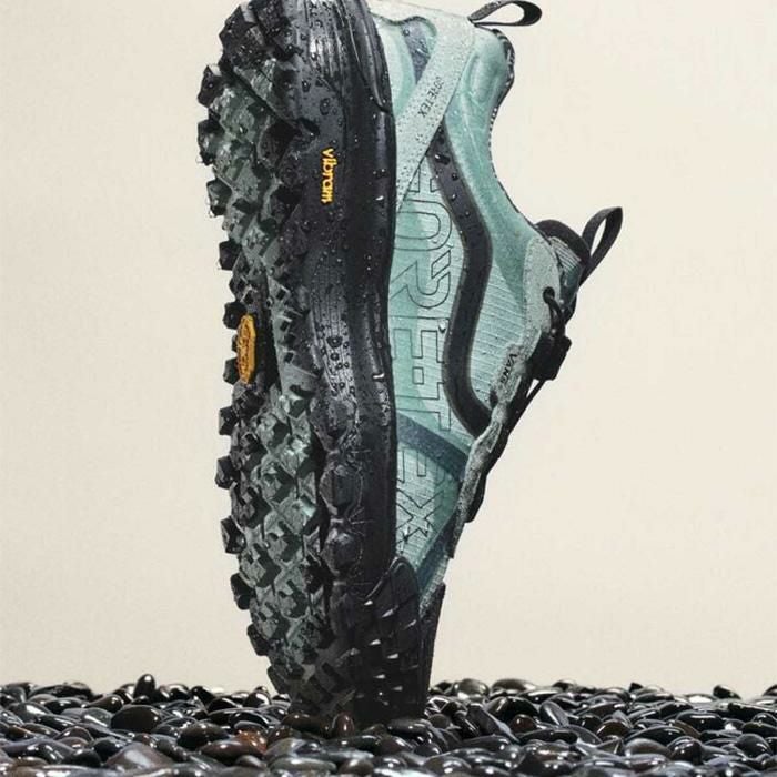 VANS ゴアテックス 防水 スニーカー バンズ MTE クロスパス XC / BLACK
