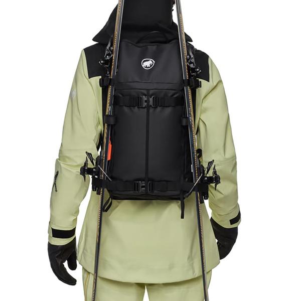 ラカウ　マヒナ　新品未使用 マムート リュック NIRVANA 18L ニルバナ 106999 / BLACK 0001 バック